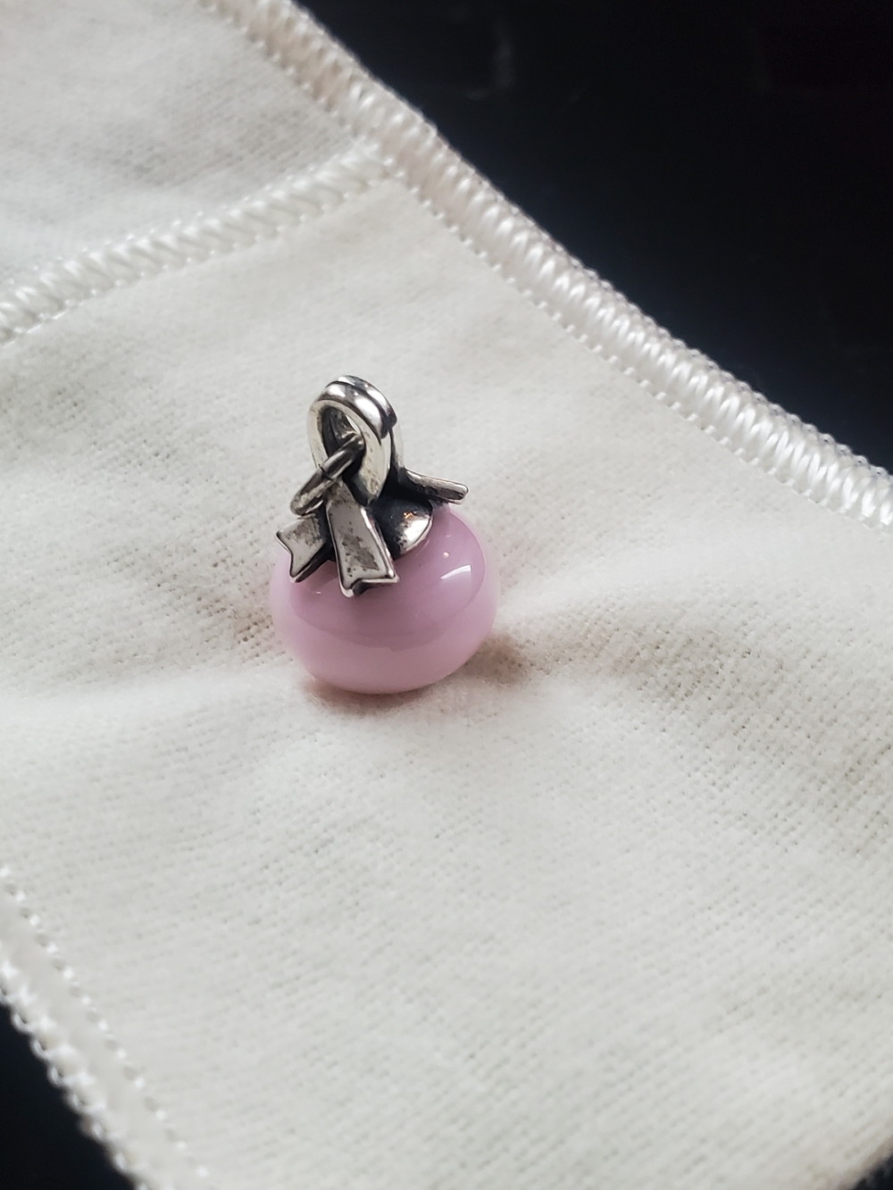 James Avery Awareness Ribbon Art Charm - Picture 2 of 3